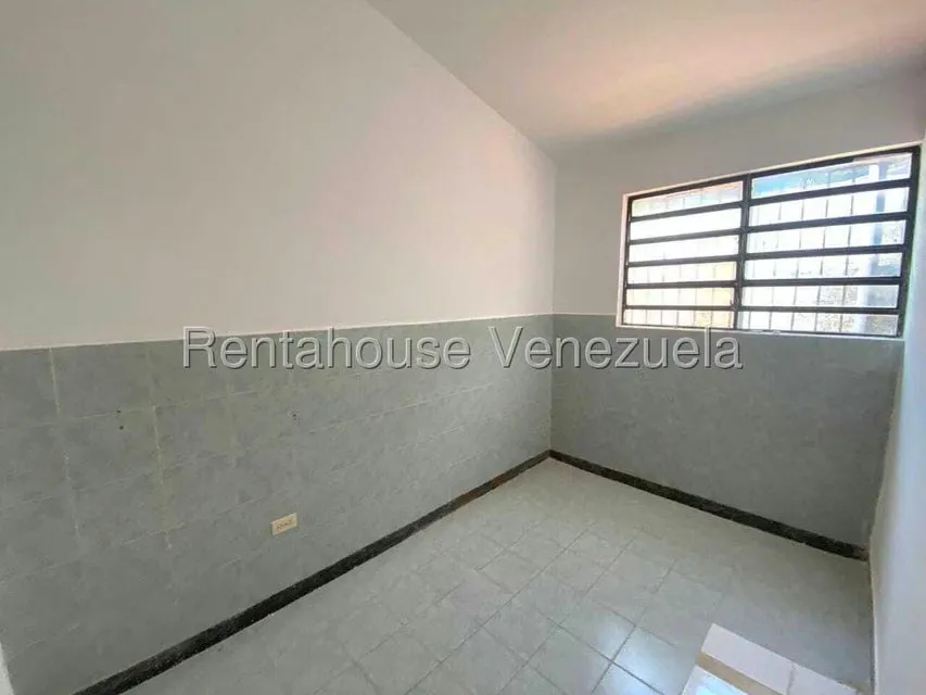 Casa (1 Nivel) en Alquiler en Trigal Sur, Carabobo - 37