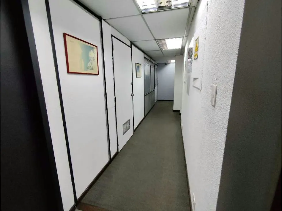 Se vende Oficina Comercial 517m2 La Trinidad 0620 - 10