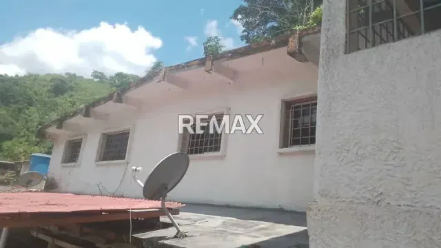 Excelente Casa en Alquiler Sector El Cucharito.Clima de montaña