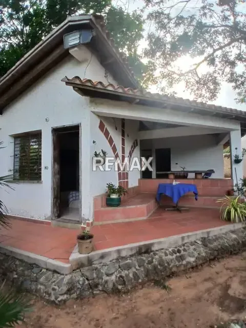 Terreno en venta en Playa el Agua, Isla de Margarita: con bienhechurías para potenciar y vista al mar - 13