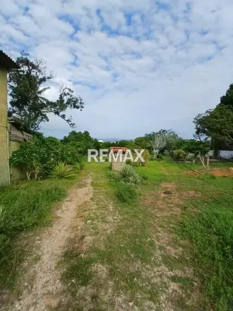Terreno en venta en Playa el Agua, Isla de Margarita: con bienhechurías para potenciar y vista al mar - 2