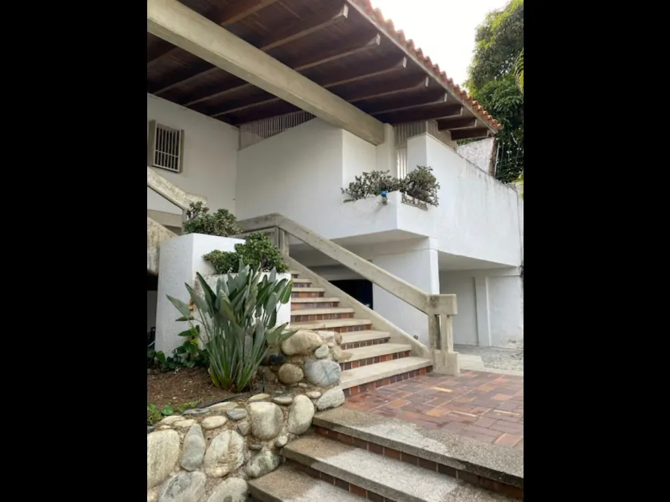 Vendo casa 580m2 Lomas del Mirador 5021