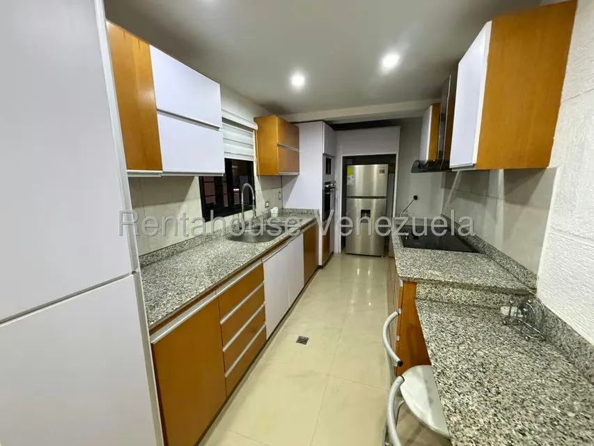 Casa (Duplex) en Alquiler en Altos de la Galera, Portuguesa - 13