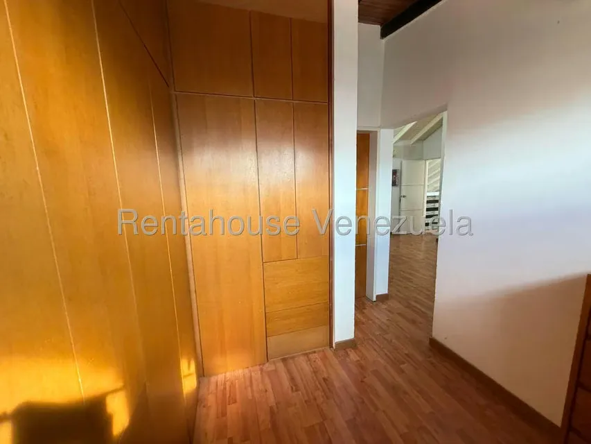 Casa (Duplex) en Alquiler en Altos de la Galera, Portuguesa - 39