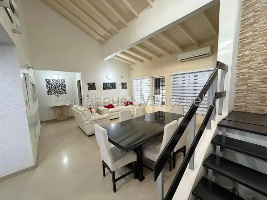 Casa (Duplex) en Alquiler en Altos de la Galera, Portuguesa - 5