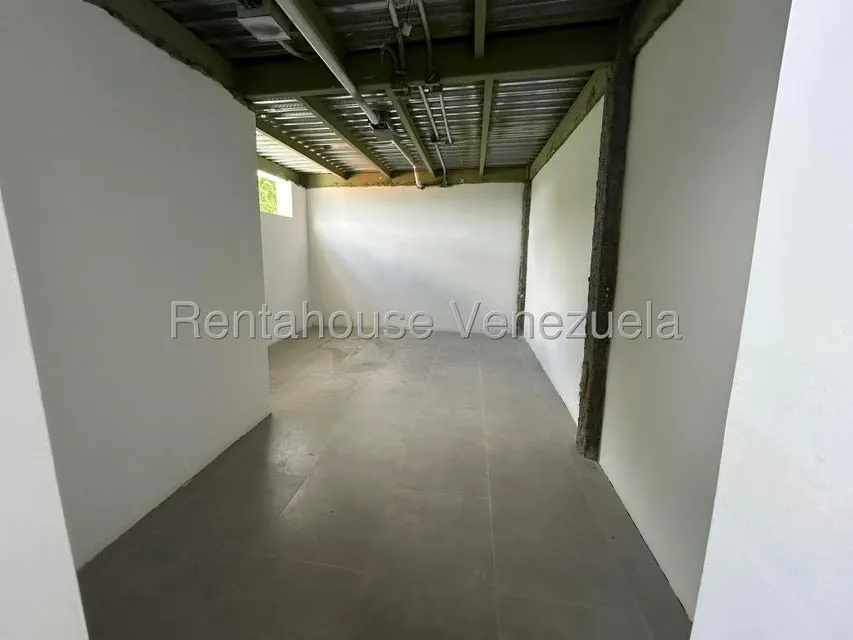 Casa (Multipes Niveles) en Venta en Cerro Verde, Distrito Metropolitano - 15