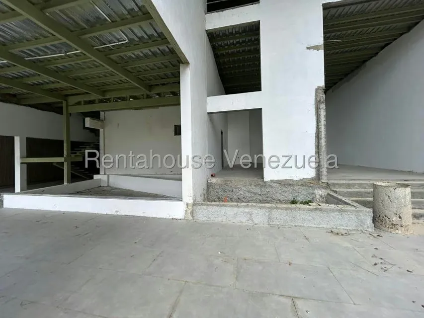 Casa (Multipes Niveles) en Venta en Cerro Verde, Distrito Metropolitano - 31