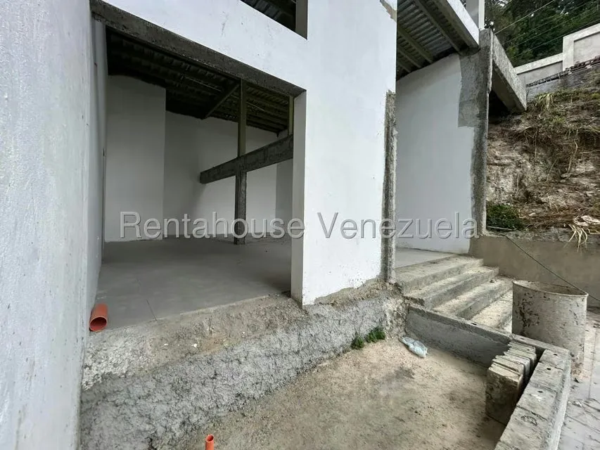 Casa (Multipes Niveles) en Venta en Cerro Verde, Distrito Metropolitano - 32