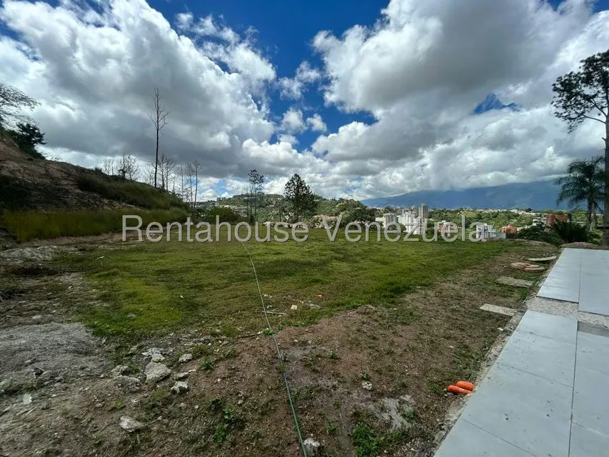 Casa (Multipes Niveles) en Venta en Cerro Verde, Distrito Metropolitano - 33