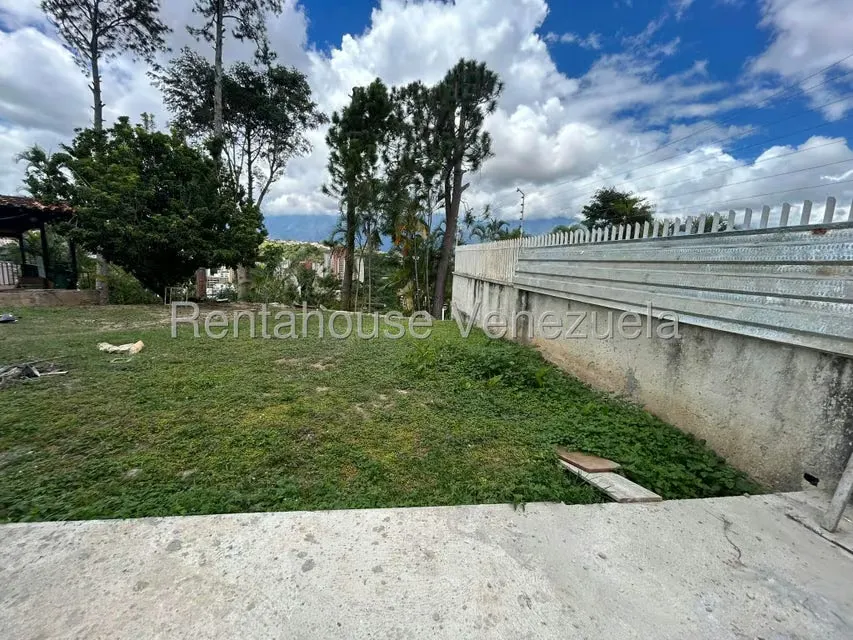 Casa (Multipes Niveles) en Venta en Cerro Verde, Distrito Metropolitano - 39