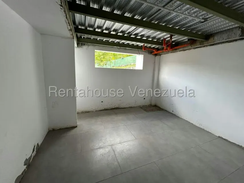 Casa (Multipes Niveles) en Venta en Cerro Verde, Distrito Metropolitano - 42