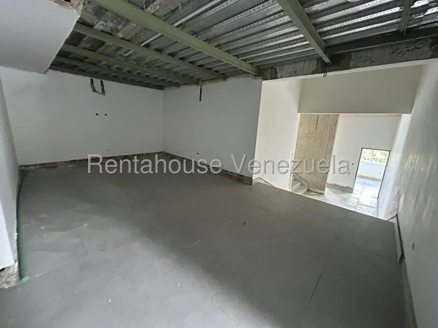 Casa (Multipes Niveles) en Venta en Cerro Verde, Distrito Metropolitano - 43