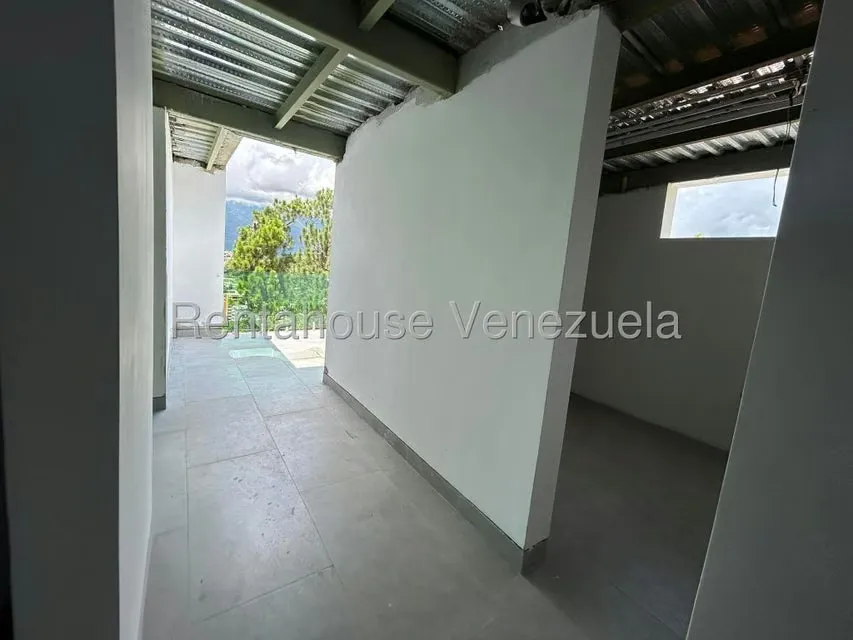 Casa (Multipes Niveles) en Venta en Cerro Verde, Distrito Metropolitano - 8