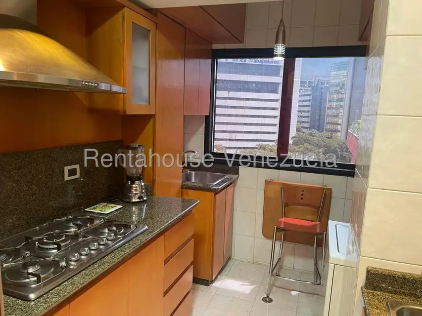 Apartamento (1 Nivel) en Alquiler en El Rosal, Distrito Metropolitano - 10