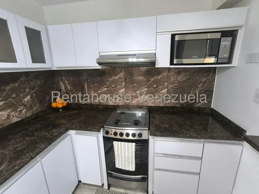 Apartamento (1 Nivel) en Venta en Avenida Bolivar Norte, Carabobo - 15