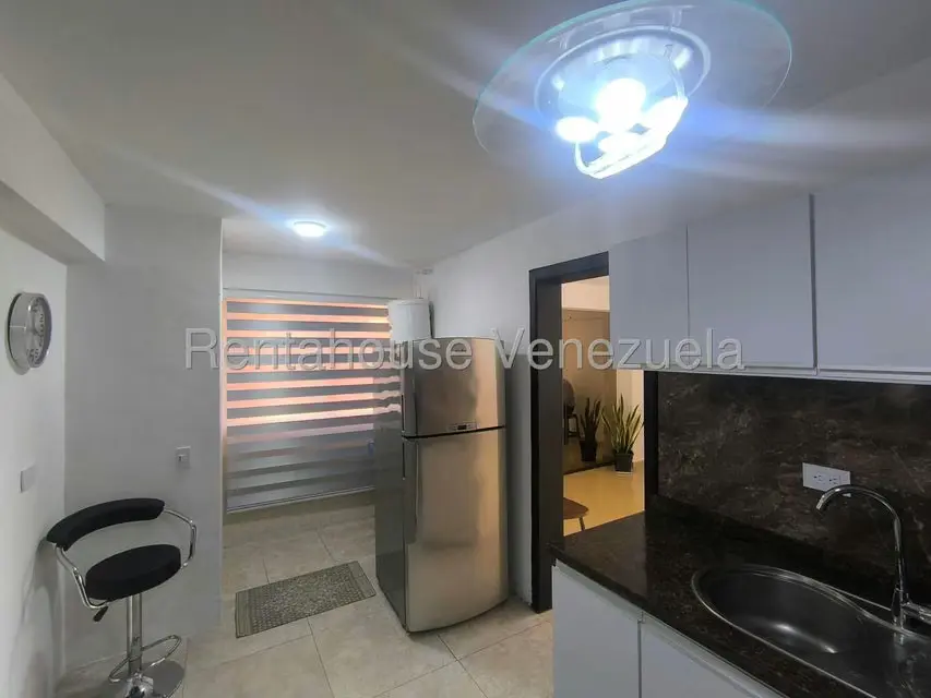 Apartamento (1 Nivel) en Venta en Avenida Bolivar Norte, Carabobo - 17