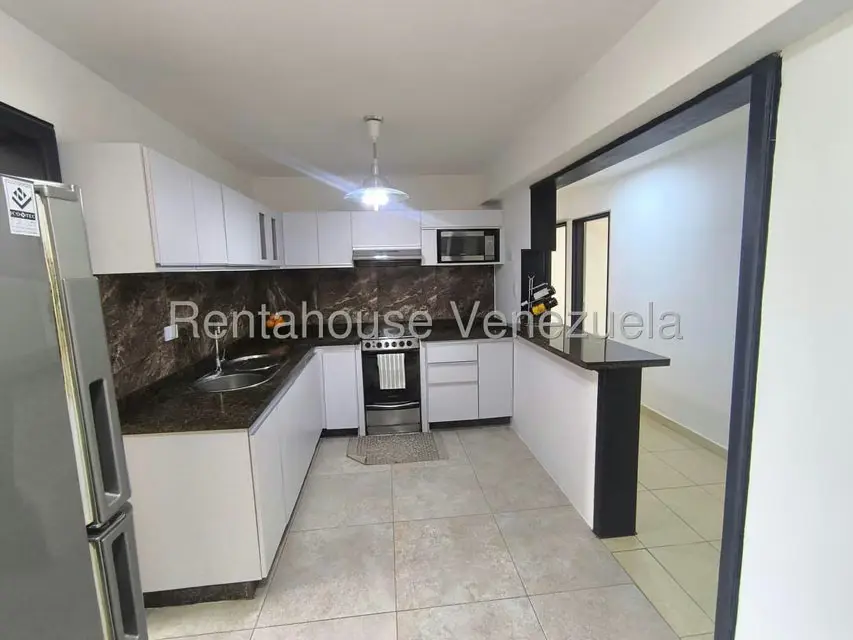 Apartamento (1 Nivel) en Venta en Avenida Bolivar Norte, Carabobo - 20