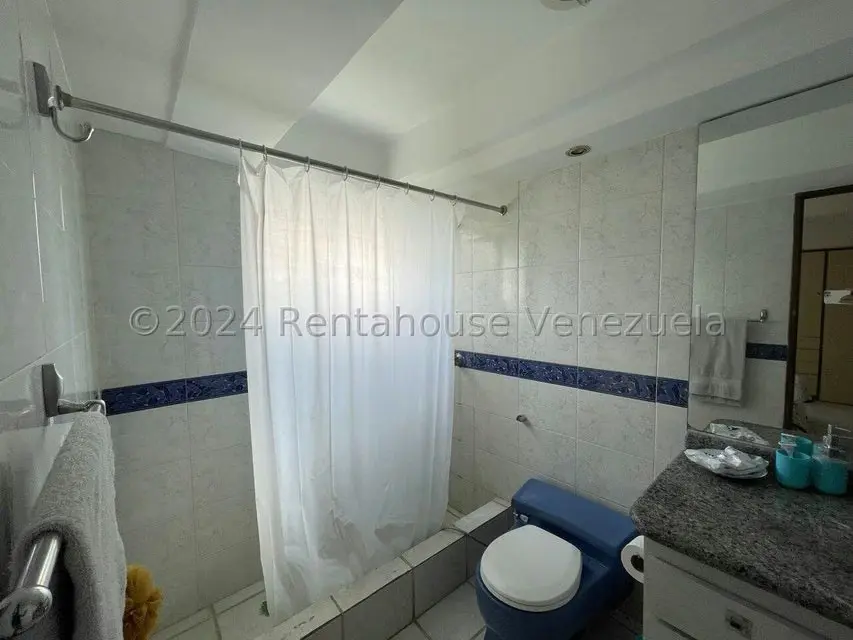 Apartamento (Duplex) en Venta en Colinas de Bello Monte, Distrito Metropolitano - 18