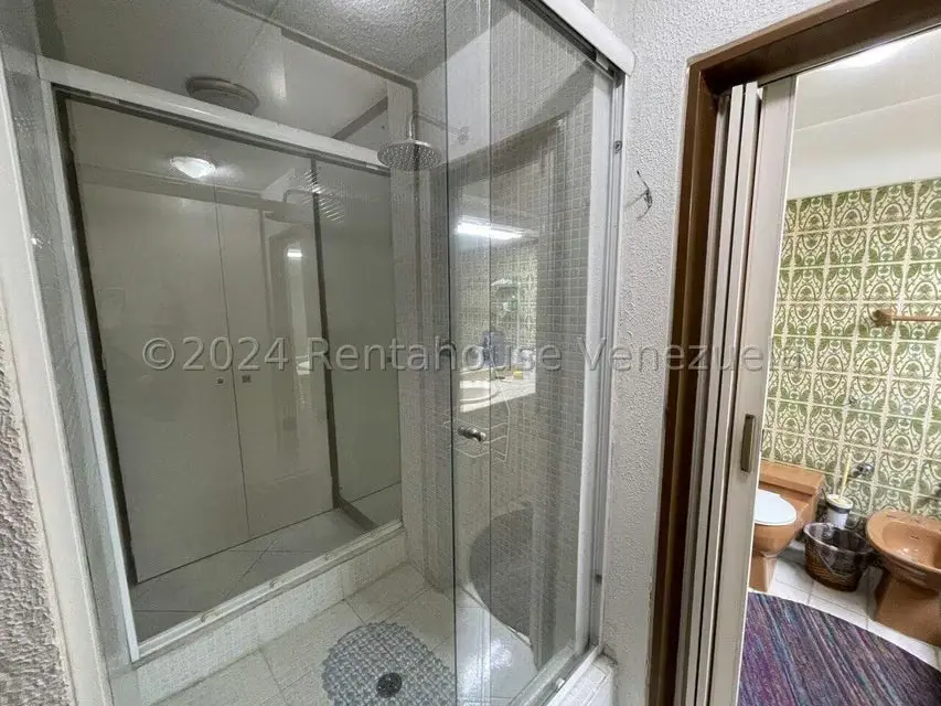 Apartamento (Duplex) en Venta en Colinas de Bello Monte, Distrito Metropolitano - 22