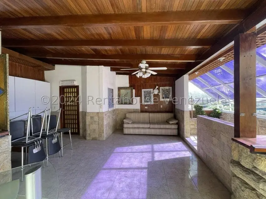 Apartamento (Duplex) en Venta en Colinas de Bello Monte, Distrito Metropolitano - 34