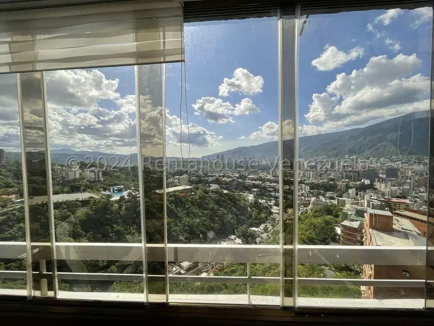 Apartamento (Duplex) en Venta en Colinas de Bello Monte, Distrito Metropolitano - 36