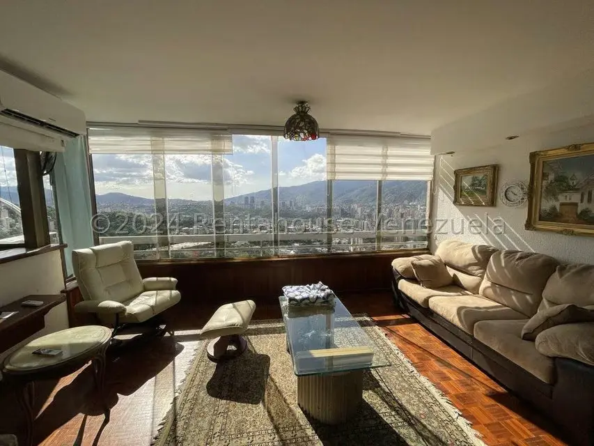Apartamento (Duplex) en Venta en Colinas de Bello Monte, Distrito Metropolitano - 4