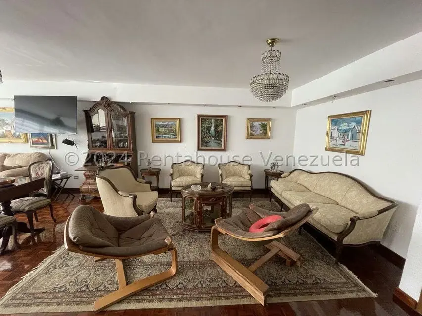 Apartamento (Duplex) en Venta en Colinas de Bello Monte, Distrito Metropolitano - 5