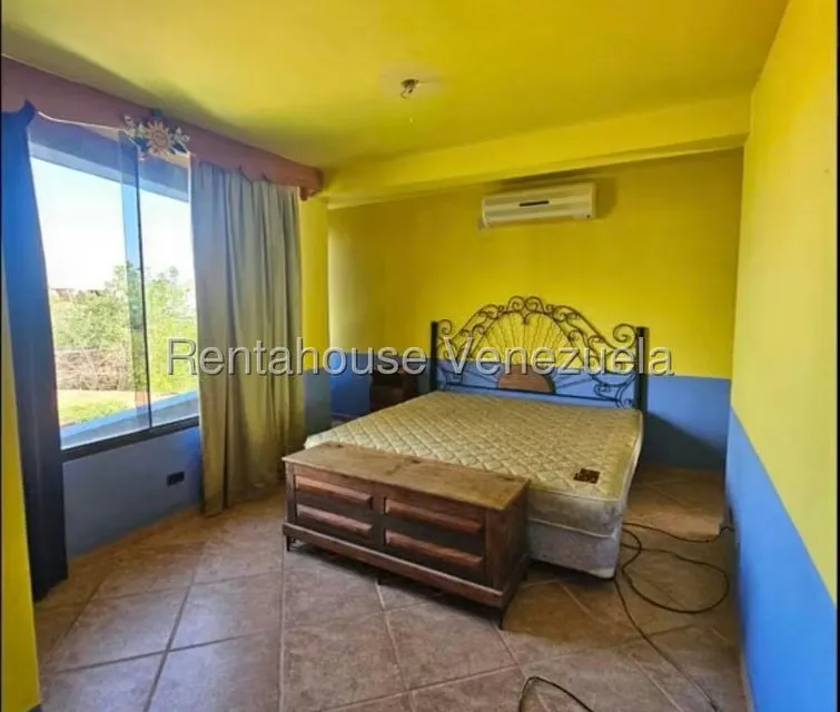 Casa (Casas de Playa) en Venta en Puerto Encantado, Miranda - 22