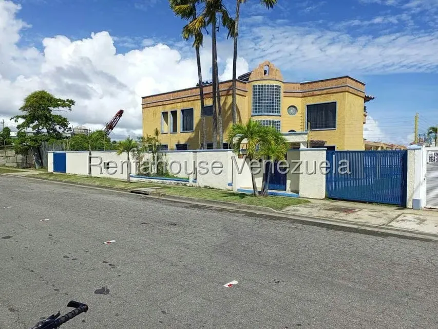 Casa (Casas de Playa) en Venta en Puerto Encantado, Miranda - 32
