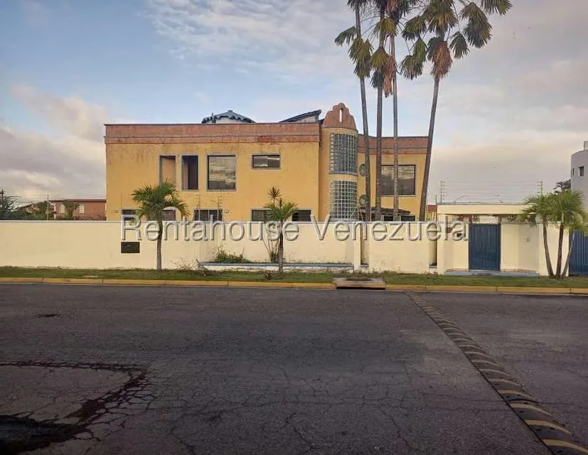 Casa (Casas de Playa) en Venta en Puerto Encantado, Miranda - 33