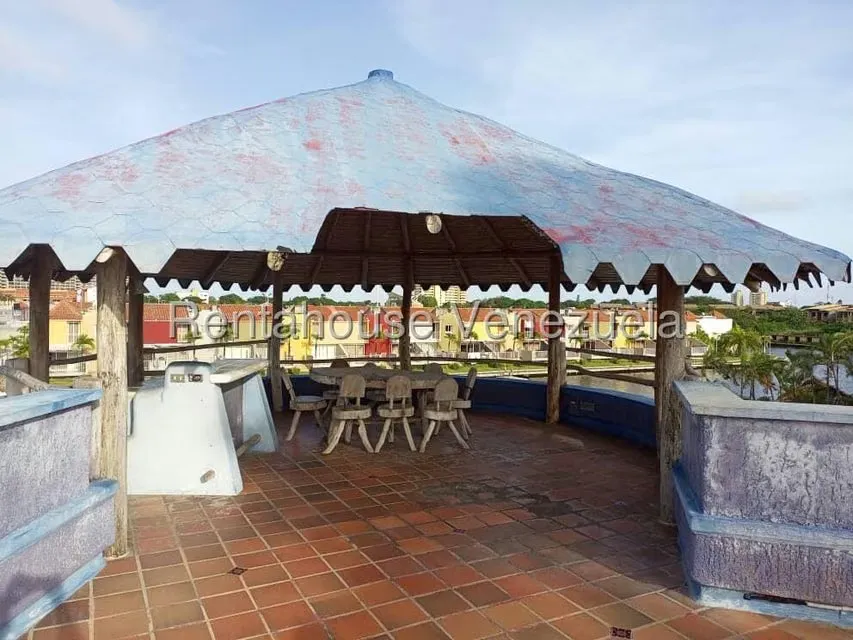 Casa (Casas de Playa) en Venta en Puerto Encantado, Miranda - 8