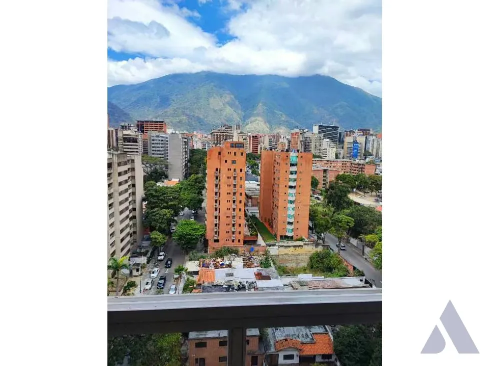 Se alquila PH 225m2 El Rosal 2812