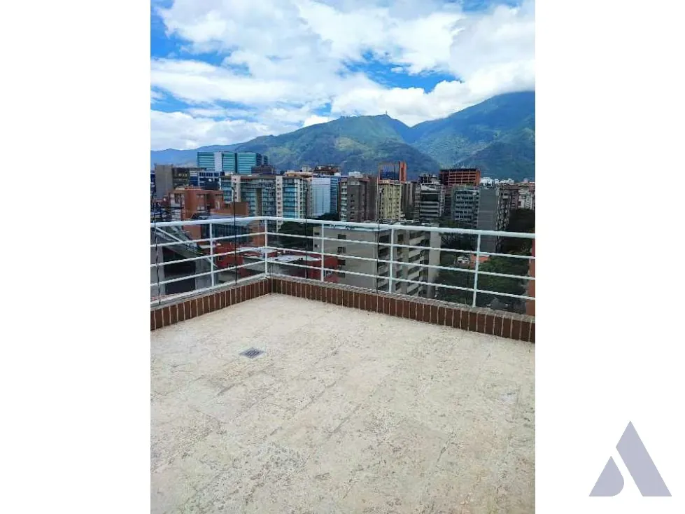 Se alquila PH 225m2 El Rosal 2812 - 24