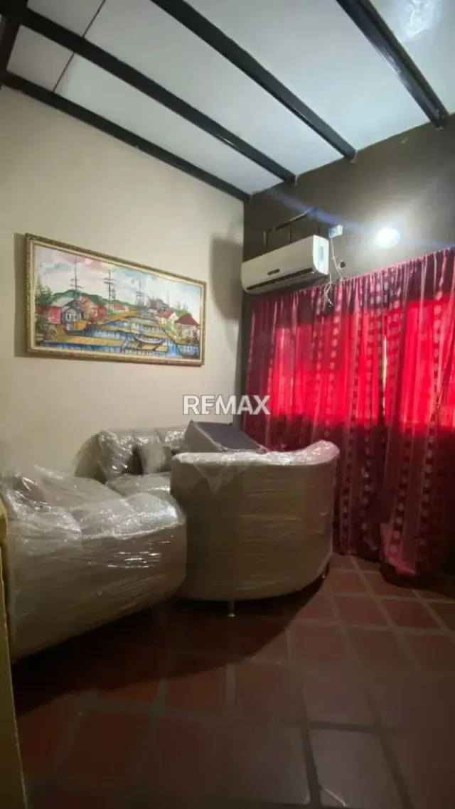 CASA EN VENTA DE OPORTUNIDAD EN ALTOS DEL SOL AMADA III - 5