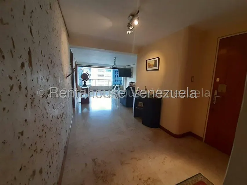 Apartamento (1 Nivel) en Alquiler en Colinas de La California, Distrito Metropolitano - 33