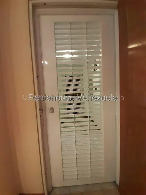 Apartamento (1 Nivel) en Alquiler en Colinas de La California, Distrito Metropolitano - 7