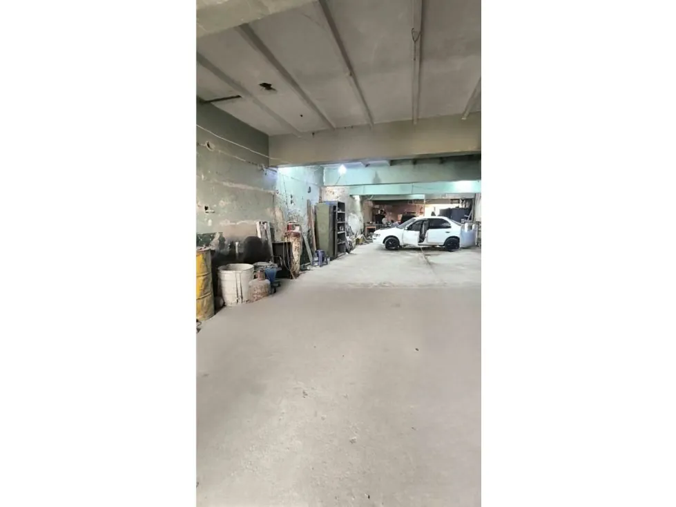 CASA COMERCIAL EN VENTA PARROQUIA ALTAGRACIA ESQ DR. GONZALEZ Y AURORA - 10