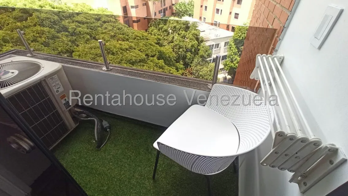 Apartamento (1 Nivel) en Alquiler en Campo Alegre, Distrito Metropolitano - 15