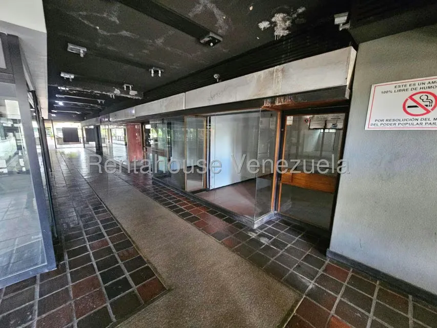 Local Comercial en Alquiler en Las Salias, Miranda - 12