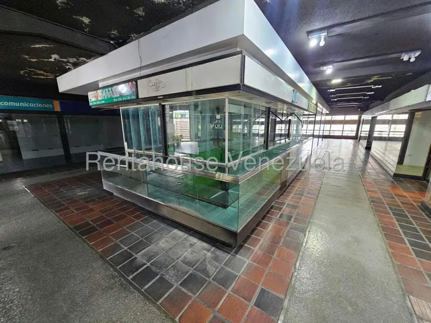 Local Comercial en Alquiler en Las Salias, Miranda - 6