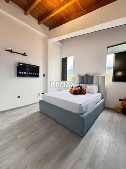 View 16