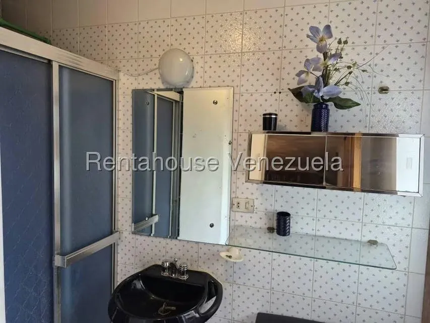 Apartamento (1 Nivel) en Venta en Santa Paula, Distrito Metropolitano - 11