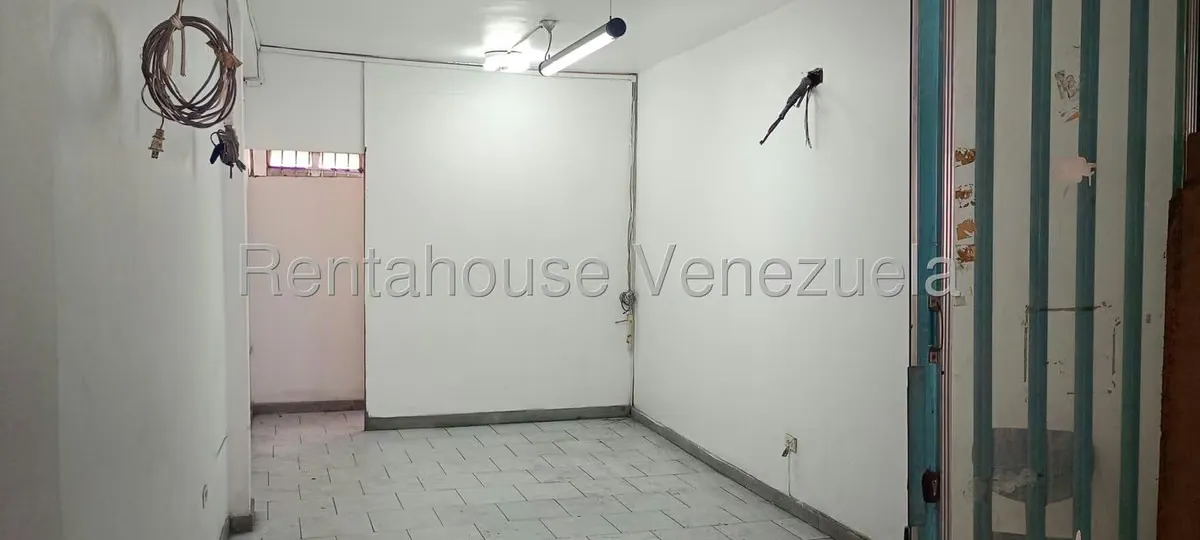 Local Comercial en Alquiler en San Martin, Distrito Metropolitano - 4