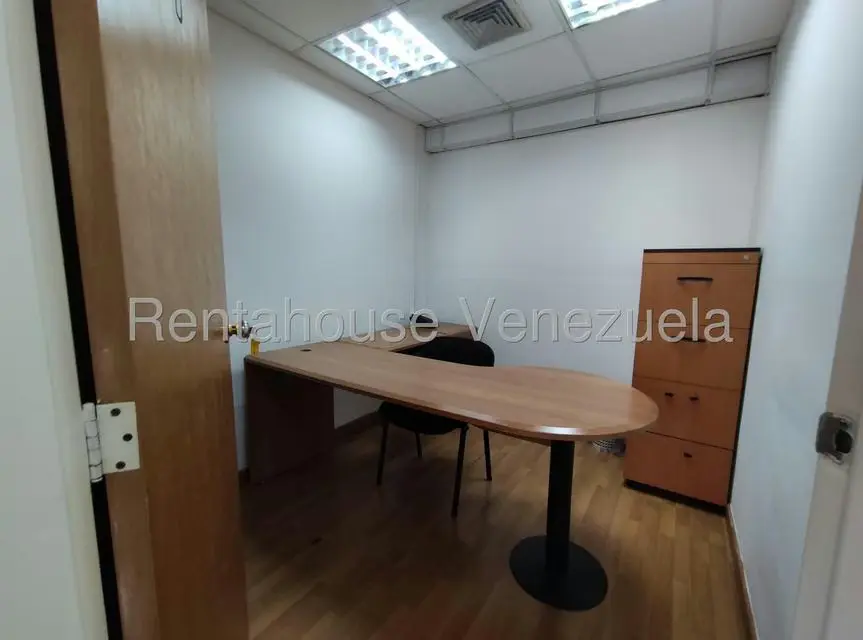 Oficina en Alquiler en Bello Monte, Distrito Metropolitano - 5