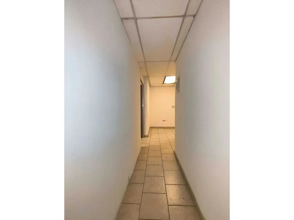 Vendo oficina 50m2 Centro Perú-Chacao 3878 - 15