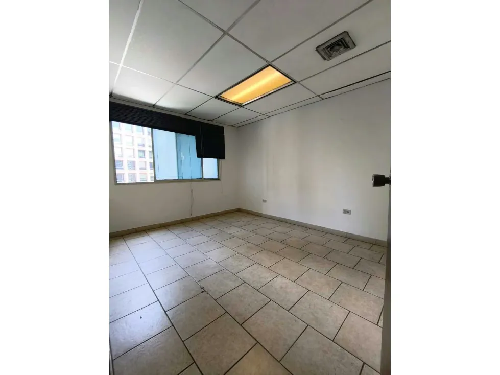 Vendo oficina 50m2 Centro Perú-Chacao 3878 - 19