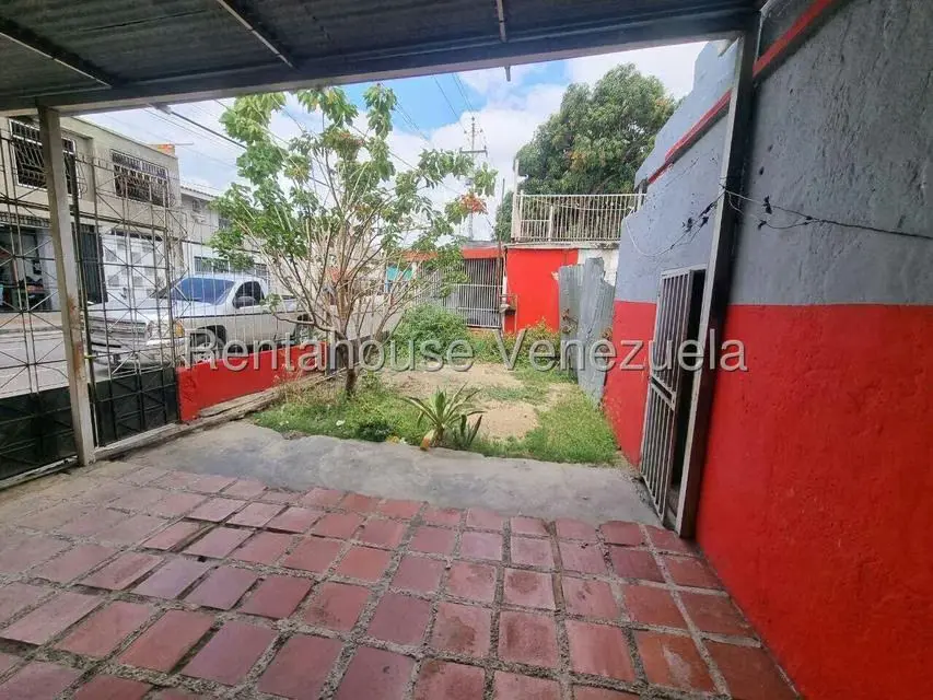 Terreno (Comercial) en Venta en Parroquia Catedral, Lara - 28