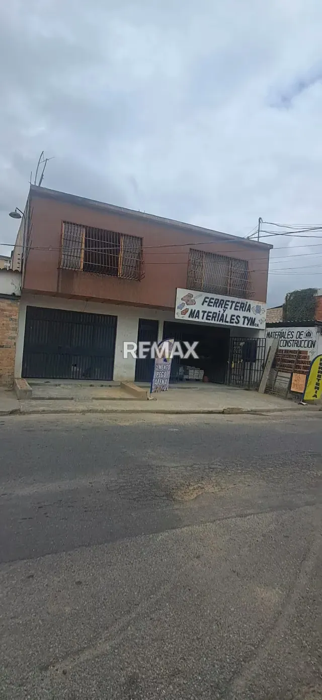 SE ALQUILA LOCAL DE 72 METROS CUADRADOS UBICADO EN ZONA CENTRO DE TURMERO ESTADO ARAGUA - 2