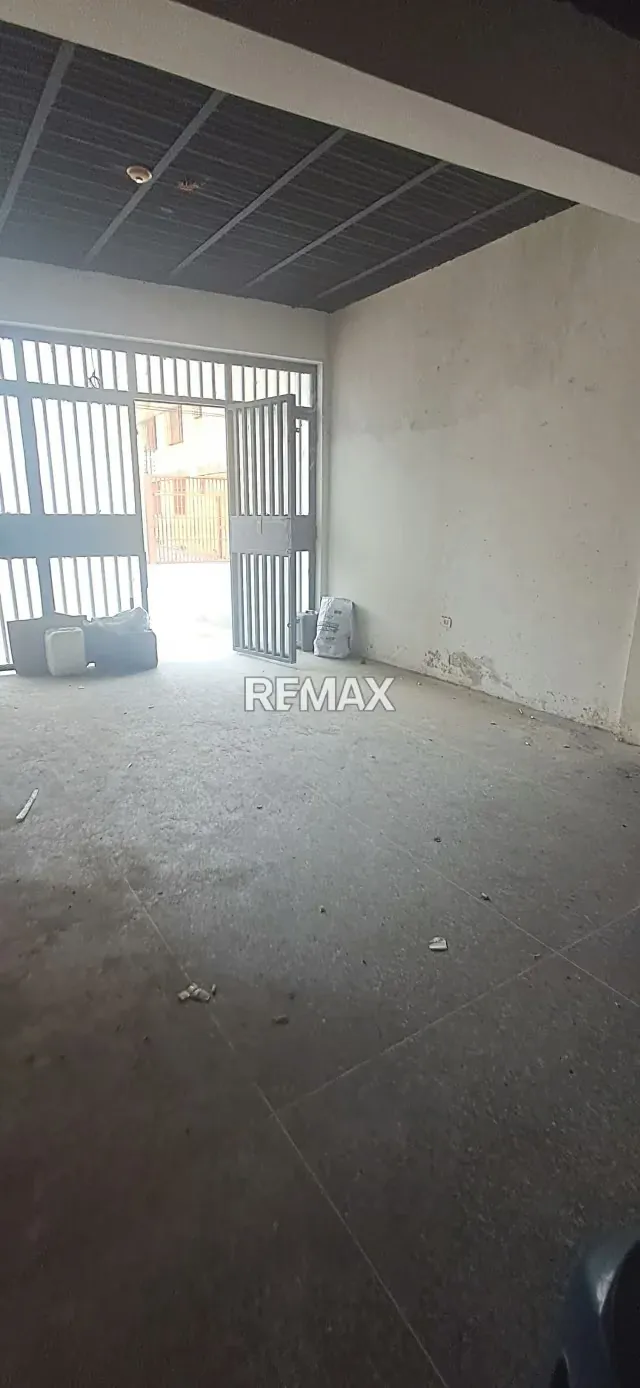 SE ALQUILA LOCAL DE 72 METROS CUADRADOS UBICADO EN ZONA CENTRO DE TURMERO ESTADO ARAGUA - 9