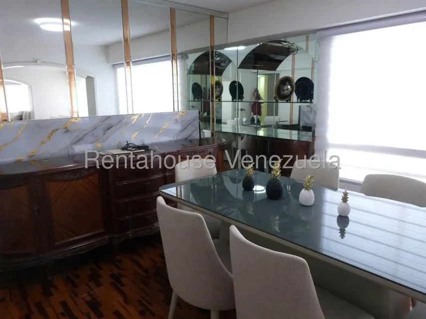 Apartamento (1 Nivel) en Venta en Los Dos Caminos, Distrito Metropolitano - 9